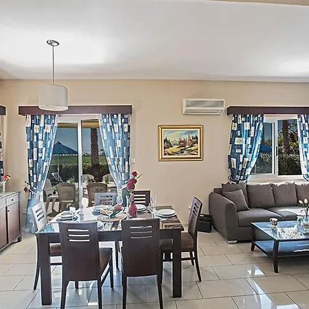Aspro Enas - Stunning 3 Bedroom Ayia Thekla With Private Pool And Sea Views 别墅