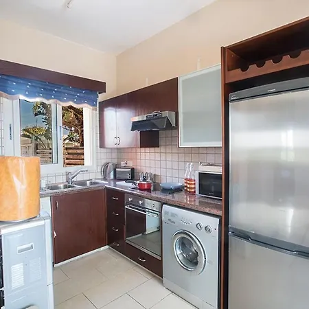 Aspro Enas - Stunning 3 Bedroom Ayia Thekla With Private Pool And Sea Views 别墅