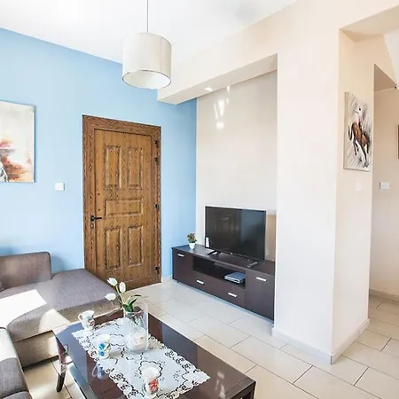Aspro Enas - Stunning 3 Bedroom Ayia Thekla With Private Pool And Sea Views *